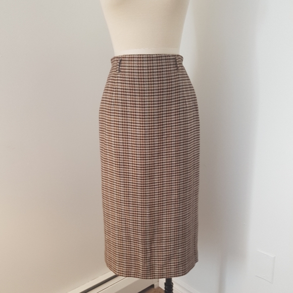 Talbots Dresses & Skirts - Vintage Houndstooth midi pencil skirt